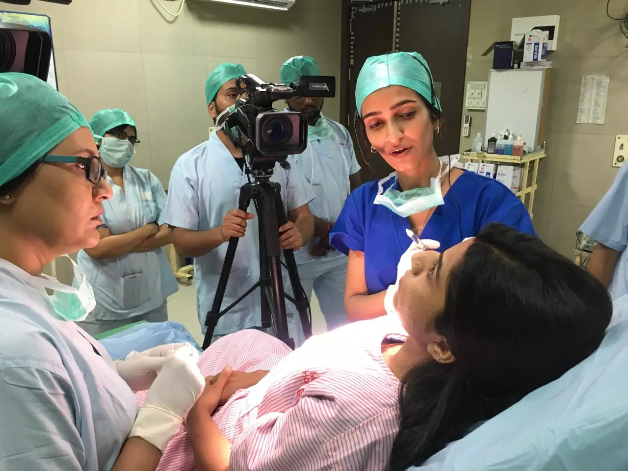 Dr. Prerna Tahiliani at Mumbai Eye Plastic Surgery